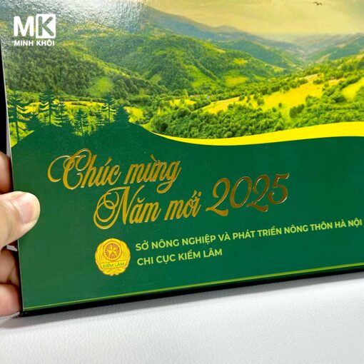 lịch để bàn in hình theo yêu cầu