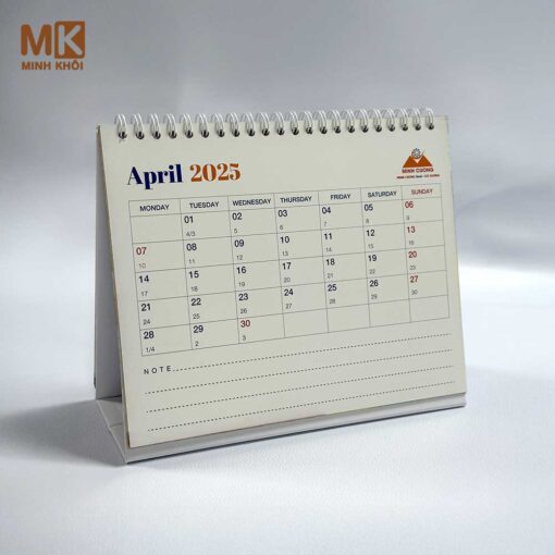 Mẫu lịch để bàn chữ A công ty thép Minh Cường
