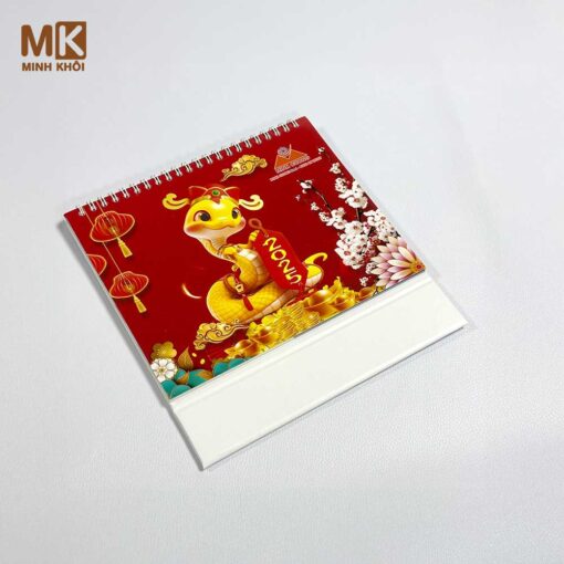 Mẫu lịch để bàn chữ A công ty thép Minh Cường