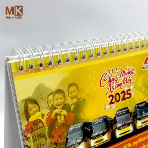Mẫu lịch tết để bàn nhà xe Bằng Phấn