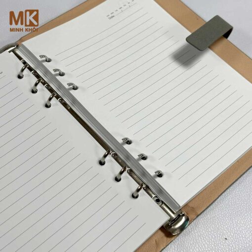 Mẫu sổ da quà tặng công ty vận chuyển a2z logistics