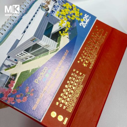 Mẫu lịch để bàn chữ A công ty Packco