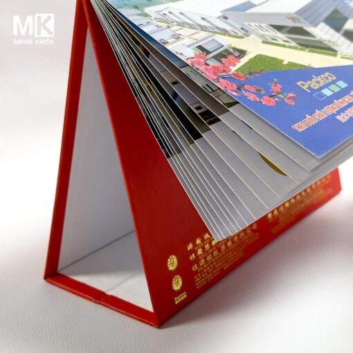 Mẫu lịch để bàn chữ A công ty Packco