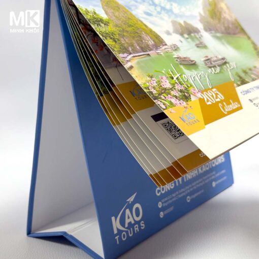 Mẫu lịch để bàn chữ A công ty KAOtours